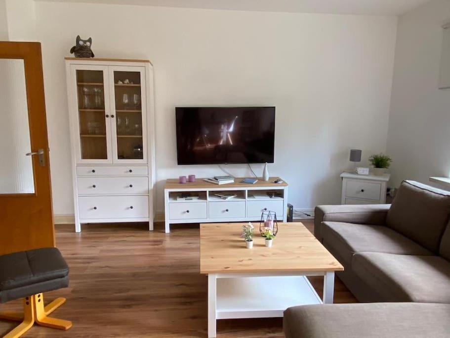 Feddersen Living Grosse Ferienwohnung - Garten - Terrasse - Smart Tv - Netflix Brunsbuttel Exterior foto