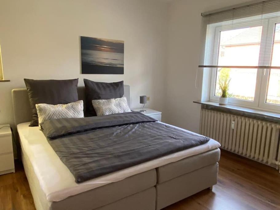 Feddersen Living Grosse Ferienwohnung - Garten - Terrasse - Smart Tv - Netflix Brunsbuttel Exterior foto