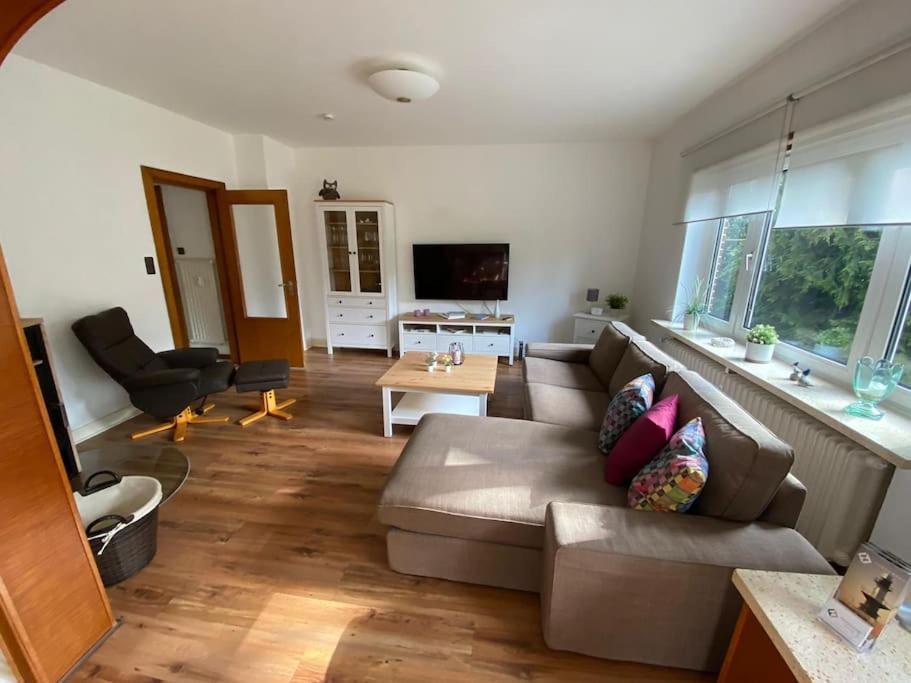 Feddersen Living Grosse Ferienwohnung - Garten - Terrasse - Smart Tv - Netflix Brunsbuttel Exterior foto